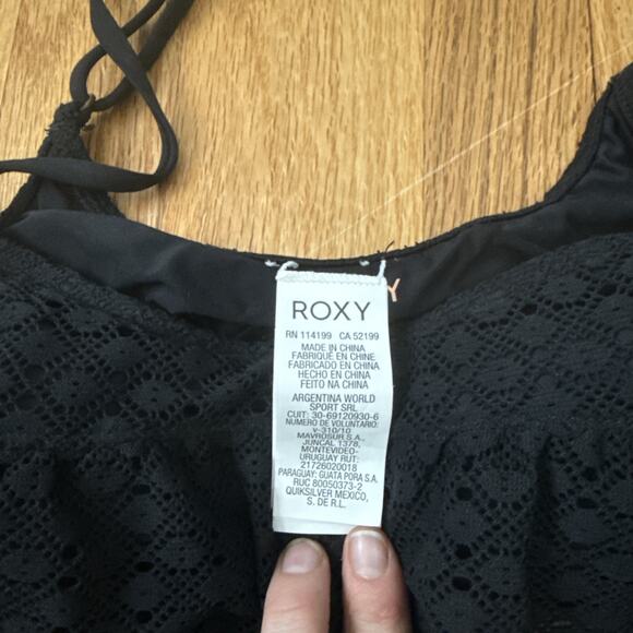 Roxy Cozy & Soft Layered Lace Crochet Bikini Top In Black Sz M - Picture 6 of 7